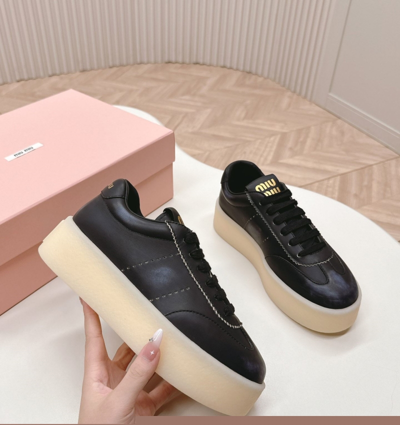 Miu Miu Casual Shoes